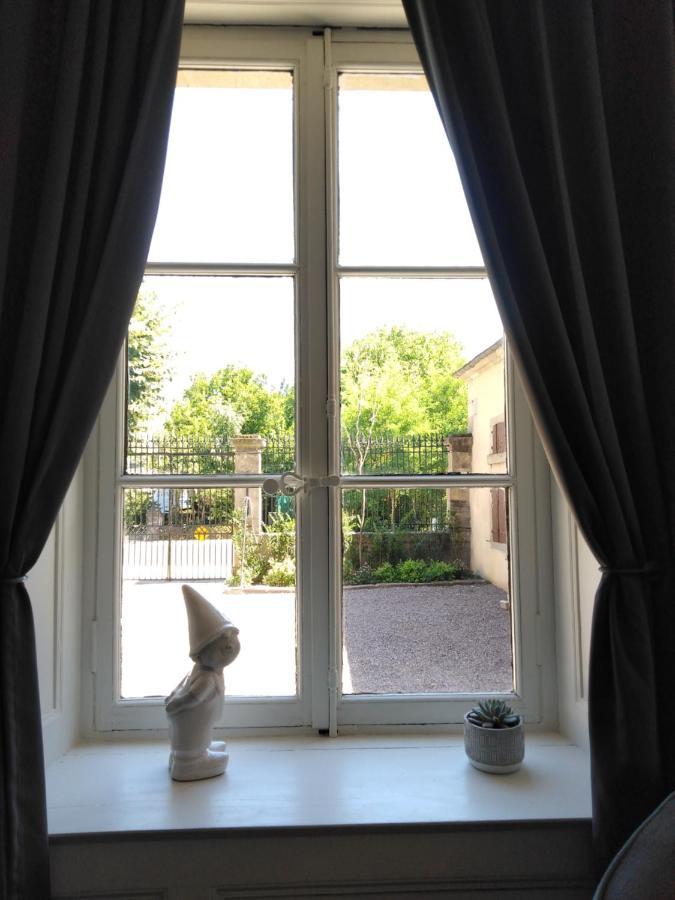 フジュロル Manoir La Cerise Bed & Breakfast エクステリア 写真