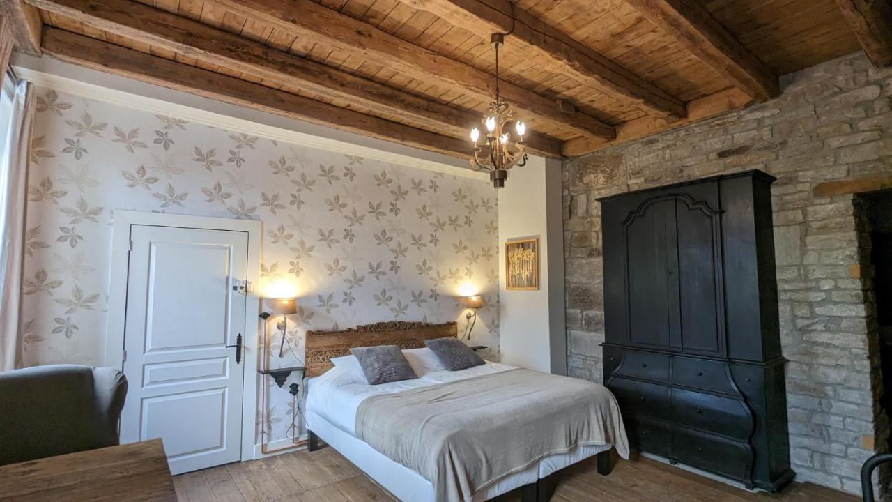 フジュロル Manoir La Cerise Bed & Breakfast エクステリア 写真