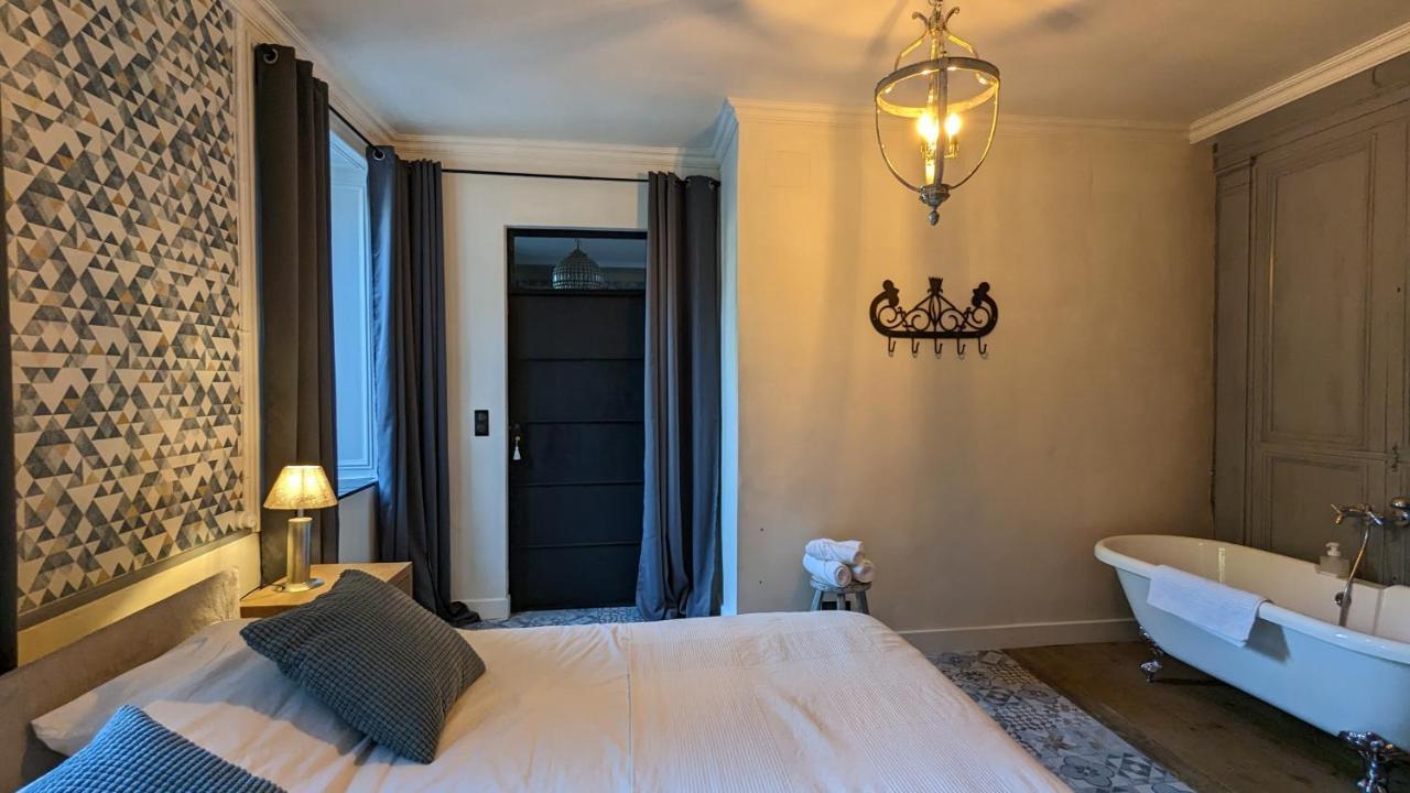 フジュロル Manoir La Cerise Bed & Breakfast エクステリア 写真