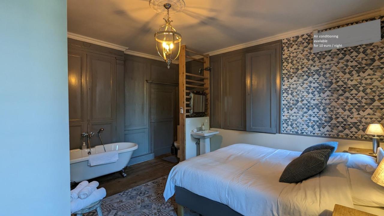 フジュロル Manoir La Cerise Bed & Breakfast エクステリア 写真